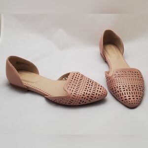Isaac Mizrahi Blush Pink Flats With Cutout Design